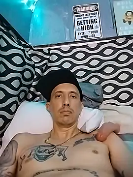 TuzdayG webkamerás műsora
