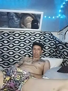 TuzdayG Show in webcam