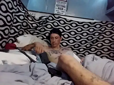 TuzdayG's Webcam Show
