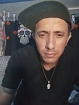 TuzdayG webkamerás műsora