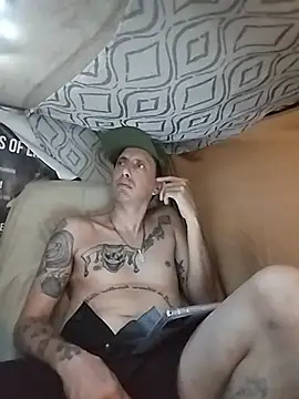 TuzdayG webkamerás műsora