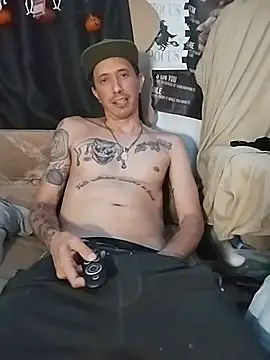 TuzdayG webkamerás műsora