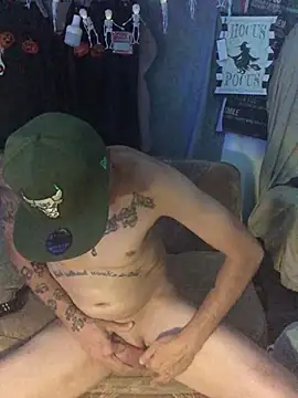 TuzdayG Show in webcam