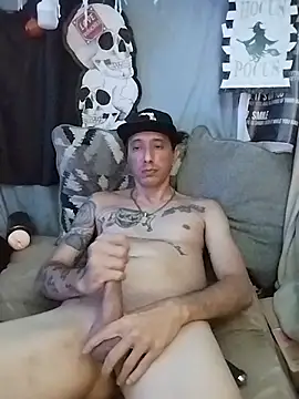 TuzdayG Show in webcam