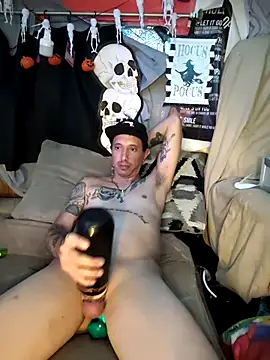 TuzdayG webkamerás műsora