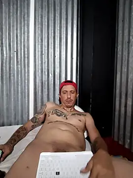 TuzdayG Show in webcam