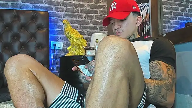 Show de Asthon_Scoth777 na webcam