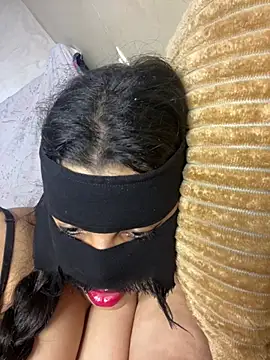 Magh-rbiya Webcam-Show