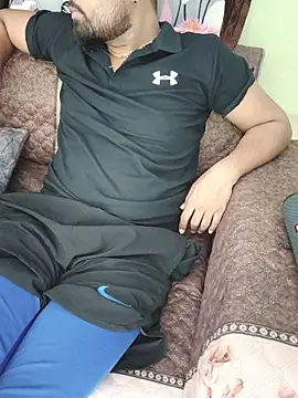 HotDesi_Guy Webcamshow