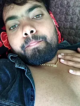 HotDesi_Guy's Webcam Show