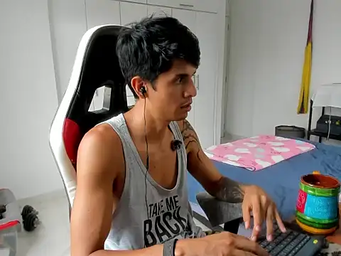 dantedecentralized Webcam show