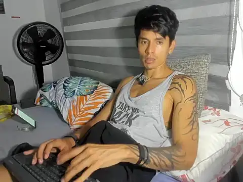 dantedecentralized Webcamshow