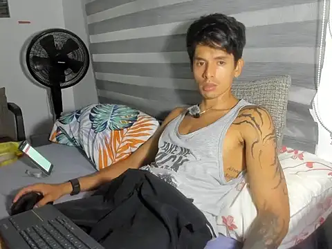 dantedecentralized – webcam-show
