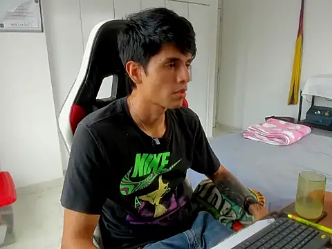 Show de dantedecentralized na webcam