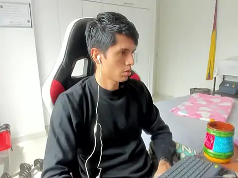 dantedecentralized – webcam-show