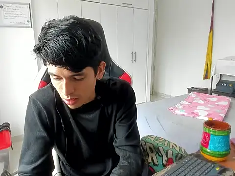 dantedecentralized's Webcam Show