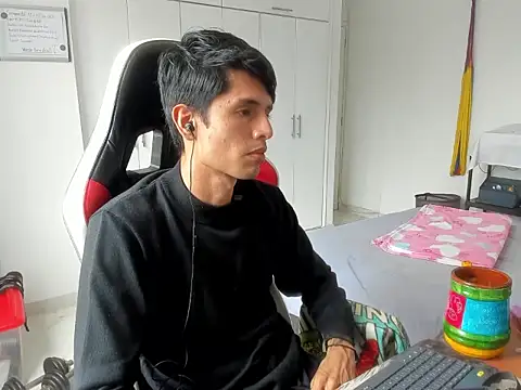 dantedecentralized's Webcam Show