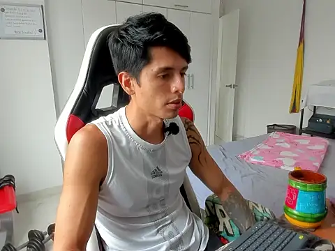 Show de dantedecentralized na webcam