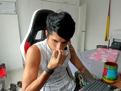 dantedecentralized – webcam-show