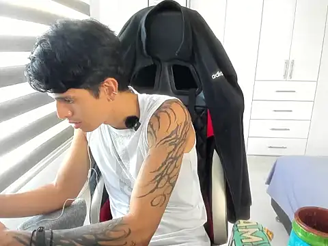 dantedecentralized Webcam show