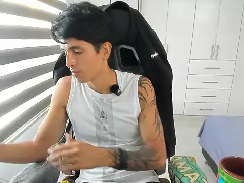 dantedecentralized Webcamshow