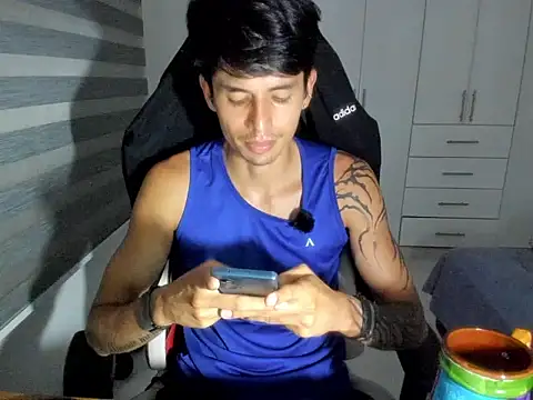 dantedecentralized – webcam-show