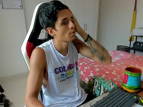 dantedecentralized's Webcam Show