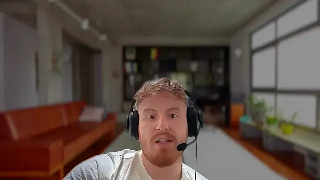 הופעת וובקאם של uktutor