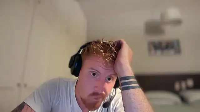 uktutor Pertunjukan Webcam