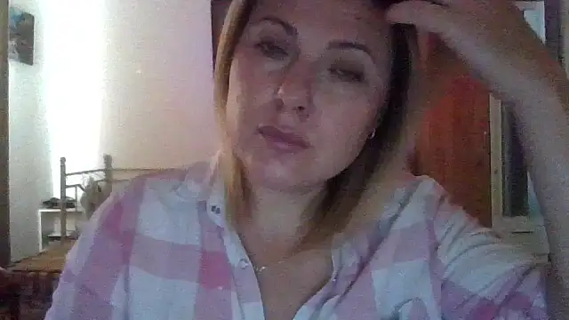 ElenaLove888 live XXX chat