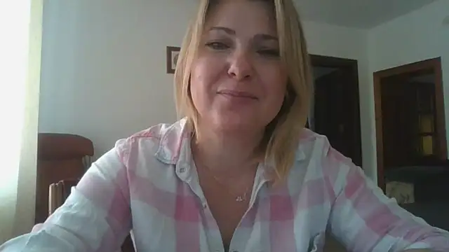 ElenaLove888 live XXX chat
