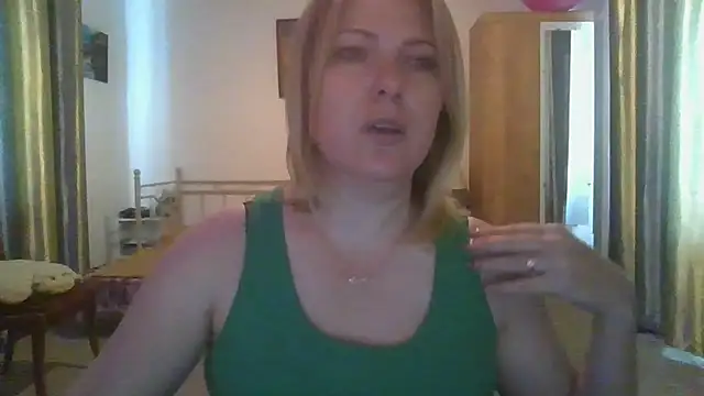 ElenaLove888n Live XXX chat