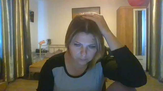 ElenaLove888 Chat XXX live