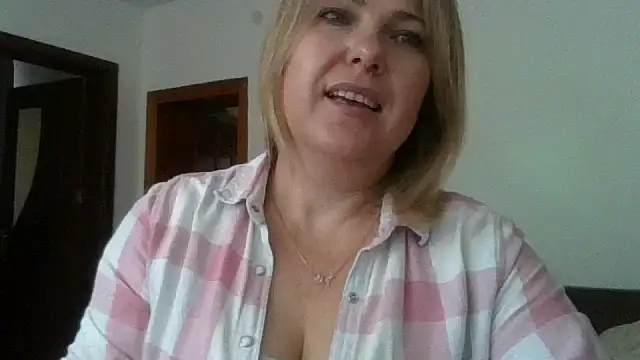 ElenaLove888 Live XXX-chat