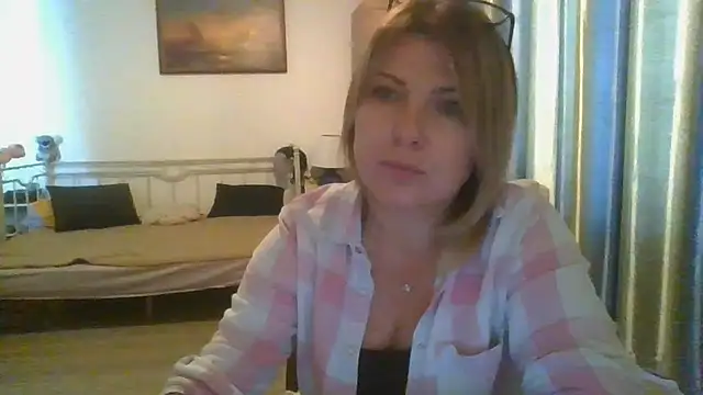Chat XXX en directo de ElenaLove888