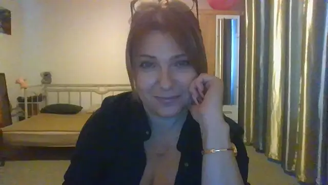 Czat XXX na żywo – ElenaLove888