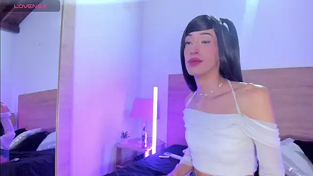 LaraRous – webcam-show