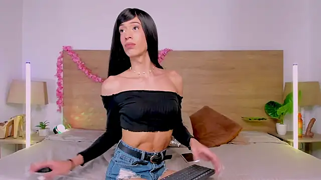 הופעת וובקאם של LaraRous