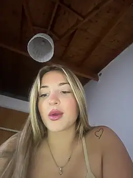 dolcemarrrr Webcamshow