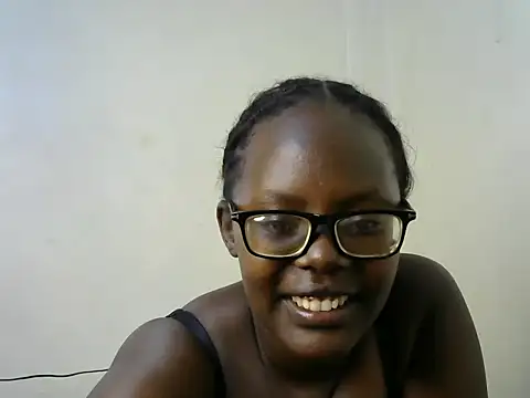 XXX chat uživo modela Horny_Larry