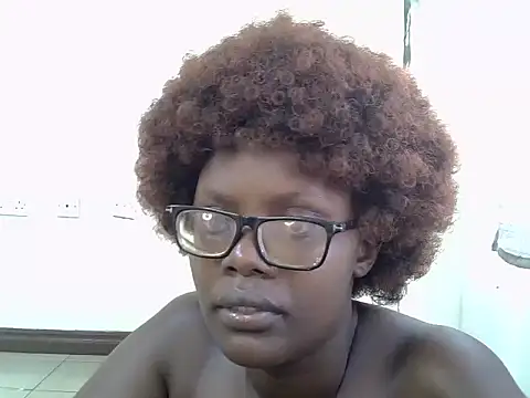 Horny_Larry Show in webcam