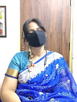 הופעת וובקאם של Tamil_white_beauty