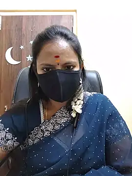 Tamil_white_beautyのウェブカメラショー