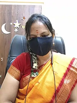 Pertunjukan Kamera Web Tamil_white_beauty