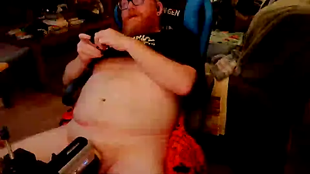 red_sea_bear Show in webcam
