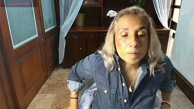 MonserratGray's Webcam Show
