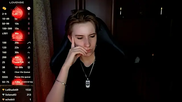 _Shadow_devil__'s Live XXX Chat