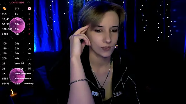 _Shadow_devil__'s Live XXX Chat