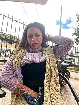 DiosaPink_ – Kamerová šou
