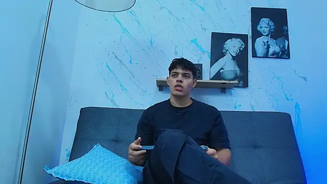 mike_sanz webcam show